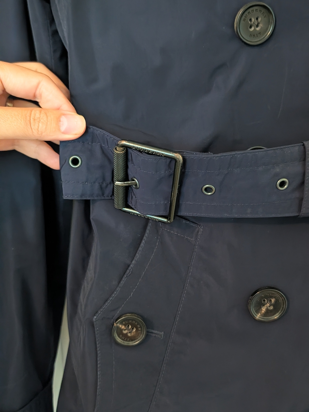 Burberry Brit Navy Double-Breasted Short Trench Coat - Picture 7 of 16